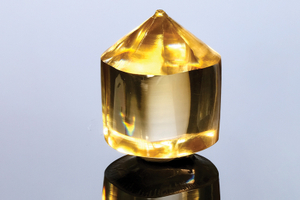Birefringent Crystal a-BBO